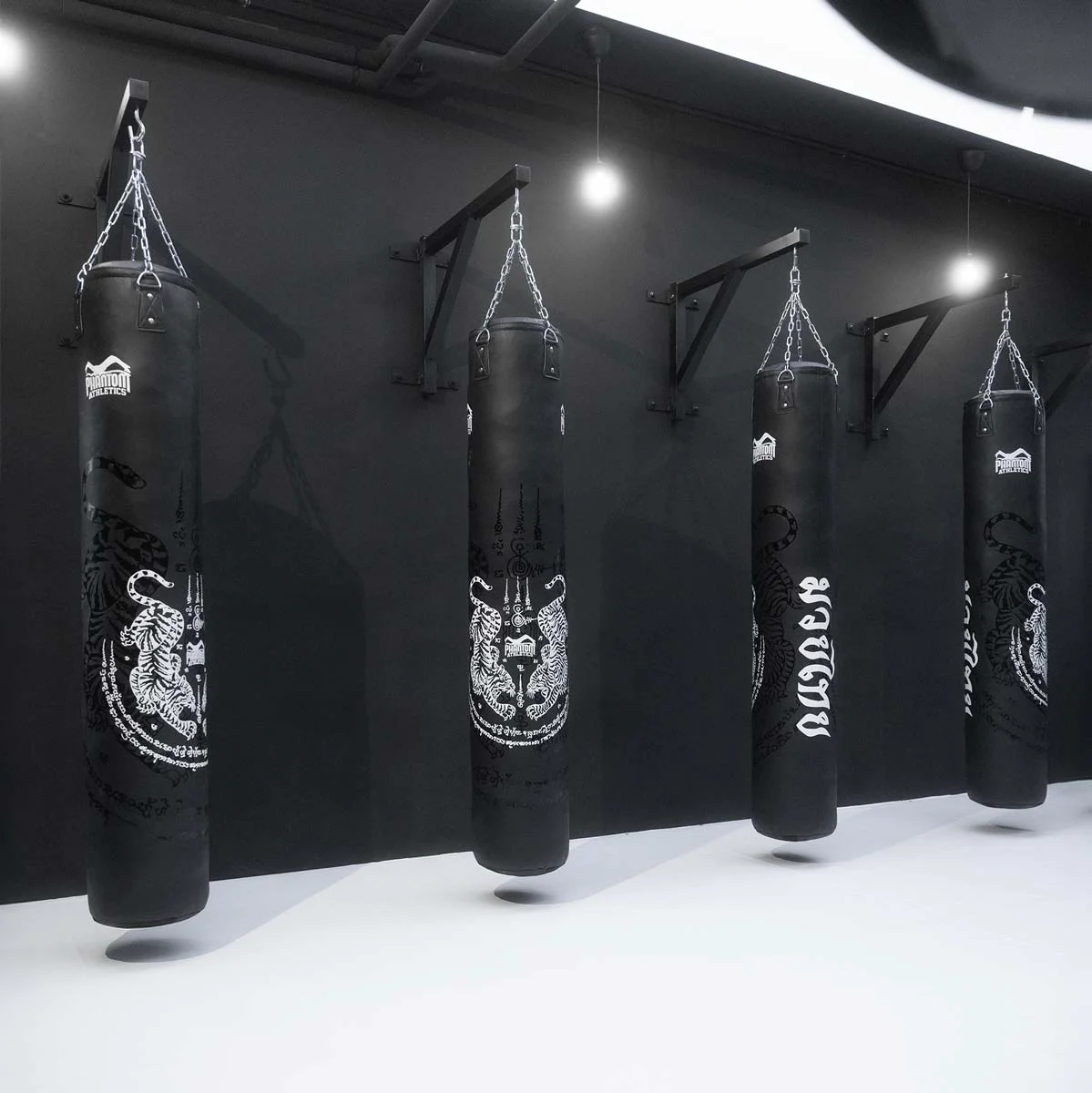 Boxsack MUAY THAI mit Füllung (80/180 cm) - Image 8