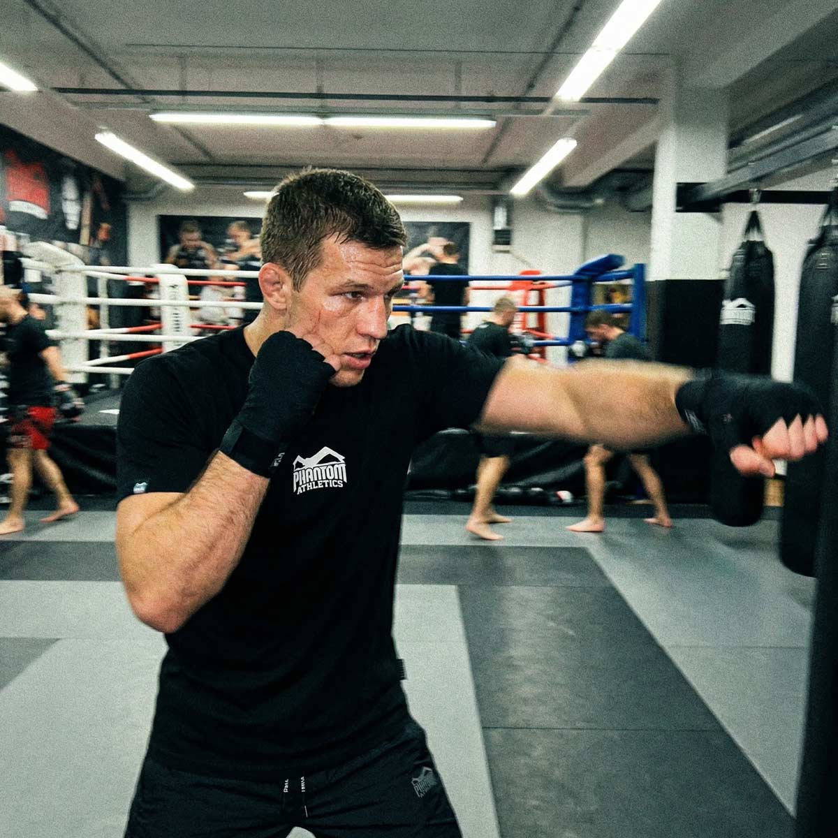 T-Shirt Team - Schwarz - Image 4